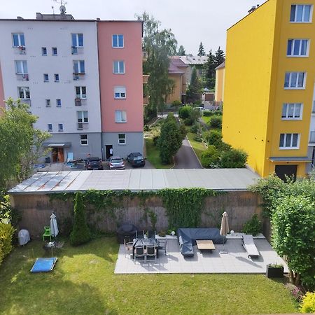 קרלובי וארי Loft Apartment מראה חיצוני תמונה