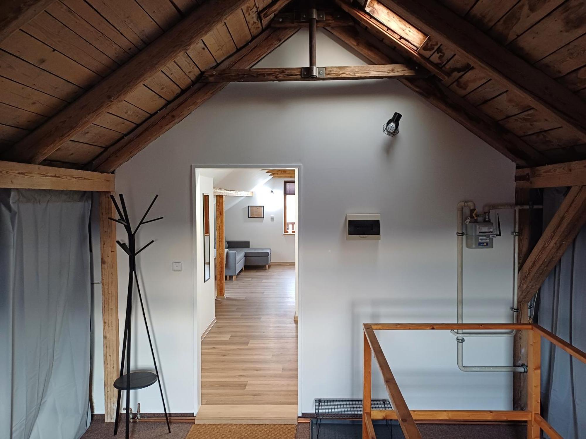קרלובי וארי Loft Apartment מראה חיצוני תמונה